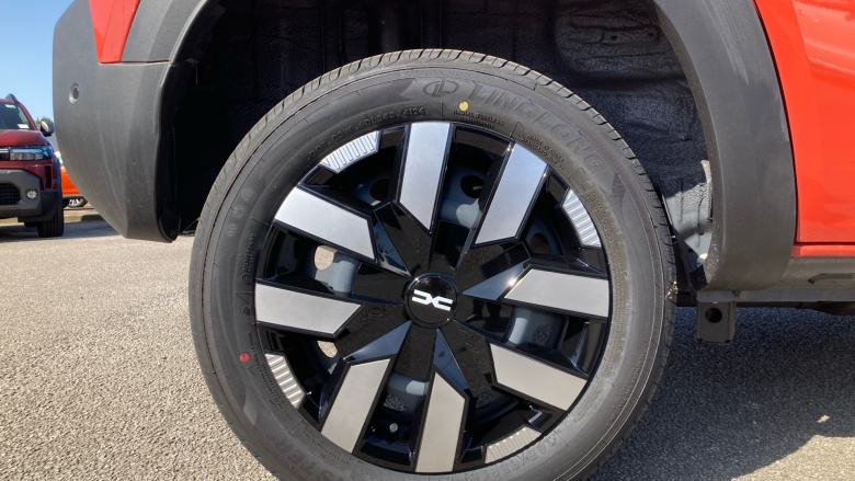 Dacia Spring 27kWh Expression 65 48kW 5dr Auto Electric Hatchback